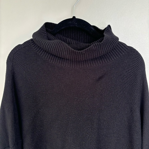 Black Turtleneck Sweater Oversized Split Hem Comfy Cozy Pullover Fall Winter XL - Picture 7 of 11